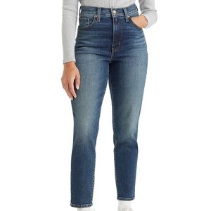 Levi’s high waisted mom jeans